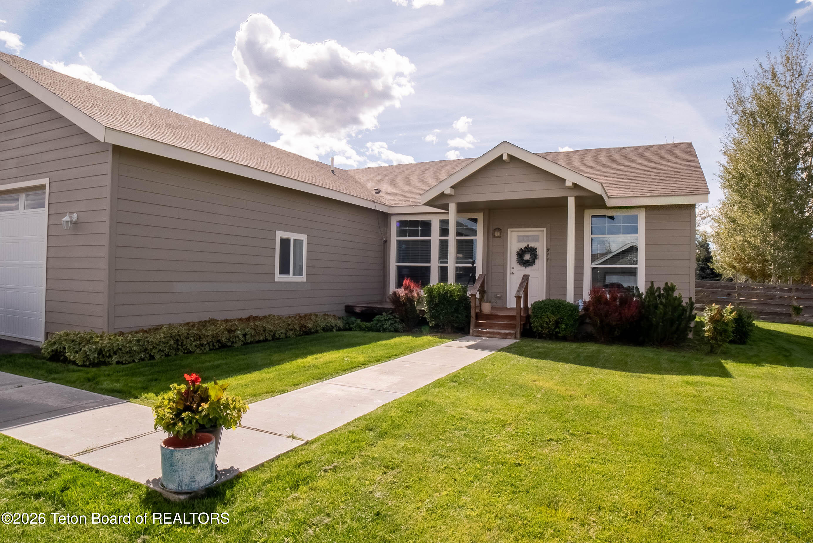911 Rachel Road Victor, ID 83455 - Photo 3 of 30 911 Rachel Rd Victor-72