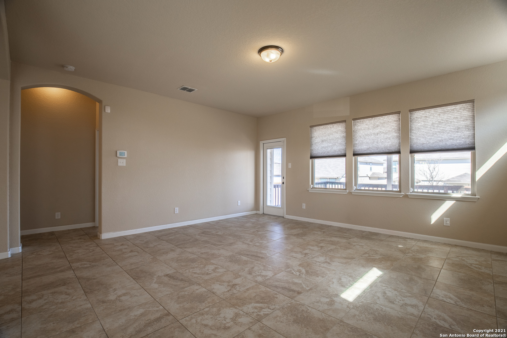 10348 Obernai Path Schertz, TX 78154 - Photo 18 of 50