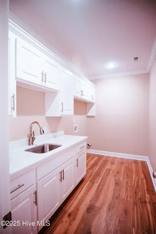 $725,000 | 335 Stephanye Lane, Greenville, NC 27834