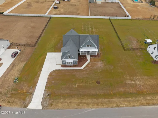 $725,000 | 335 Stephanye Lane, Greenville, NC 27834