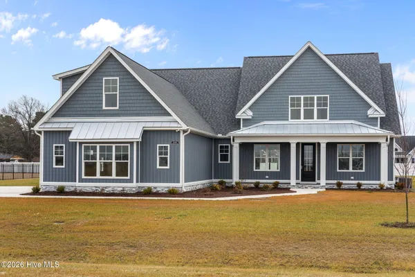 $725,000 | 335 Stephanye Lane, Greenville, NC 27834