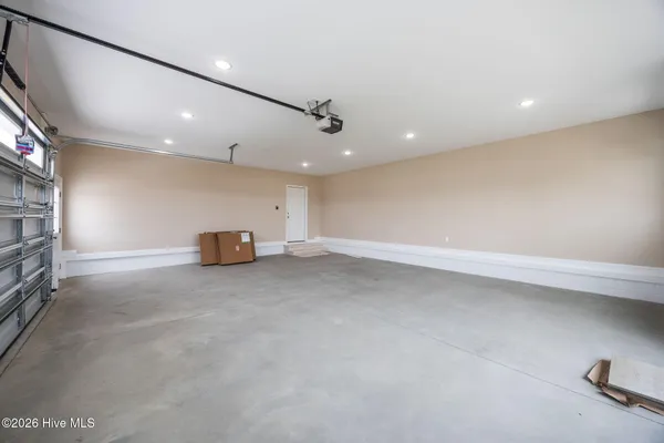 $725,000 | 335 Stephanye Lane, Greenville, NC 27834