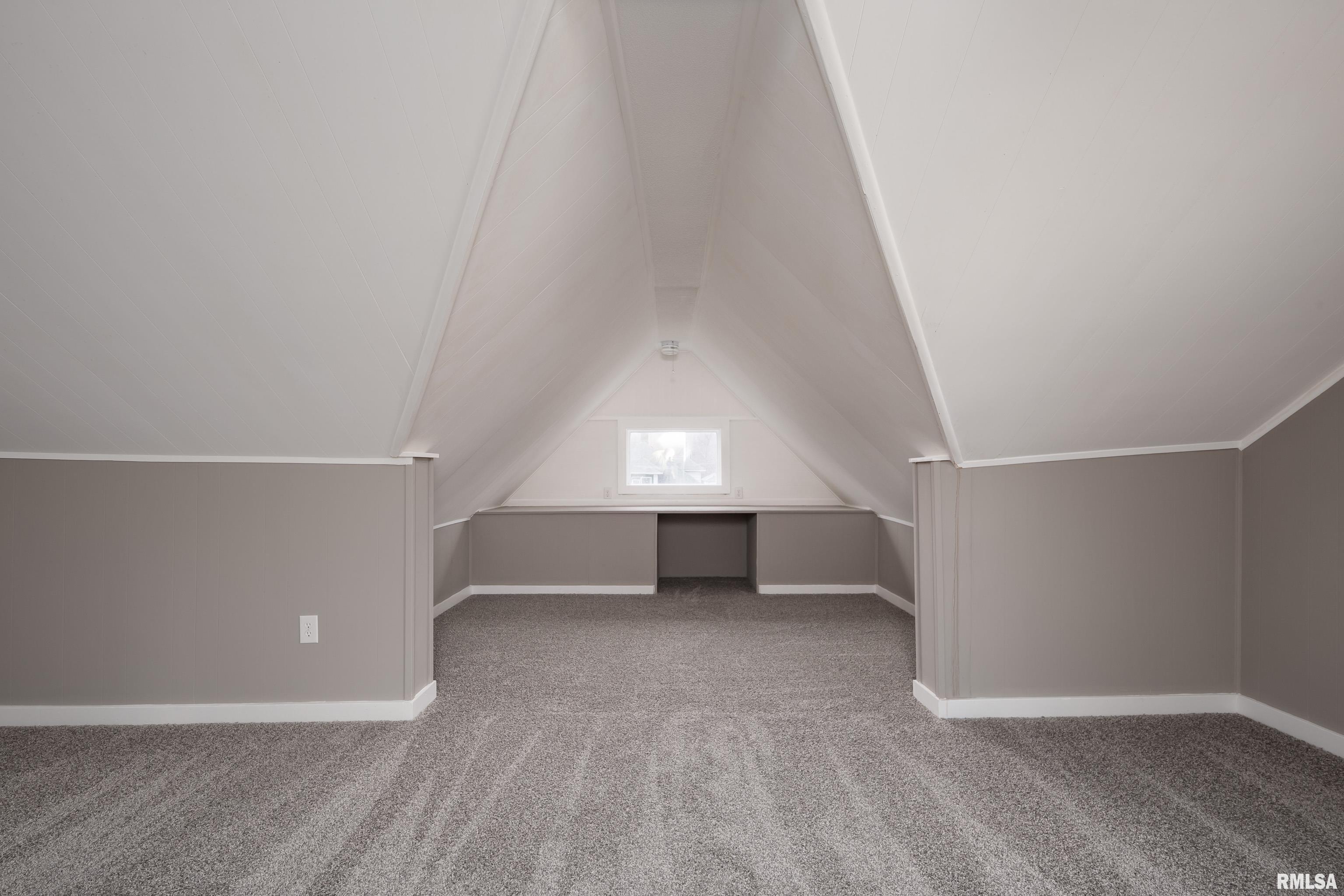 2128 3rd Street Moline, IL 61265 - Photo 20 of 28 Gallery Image 20