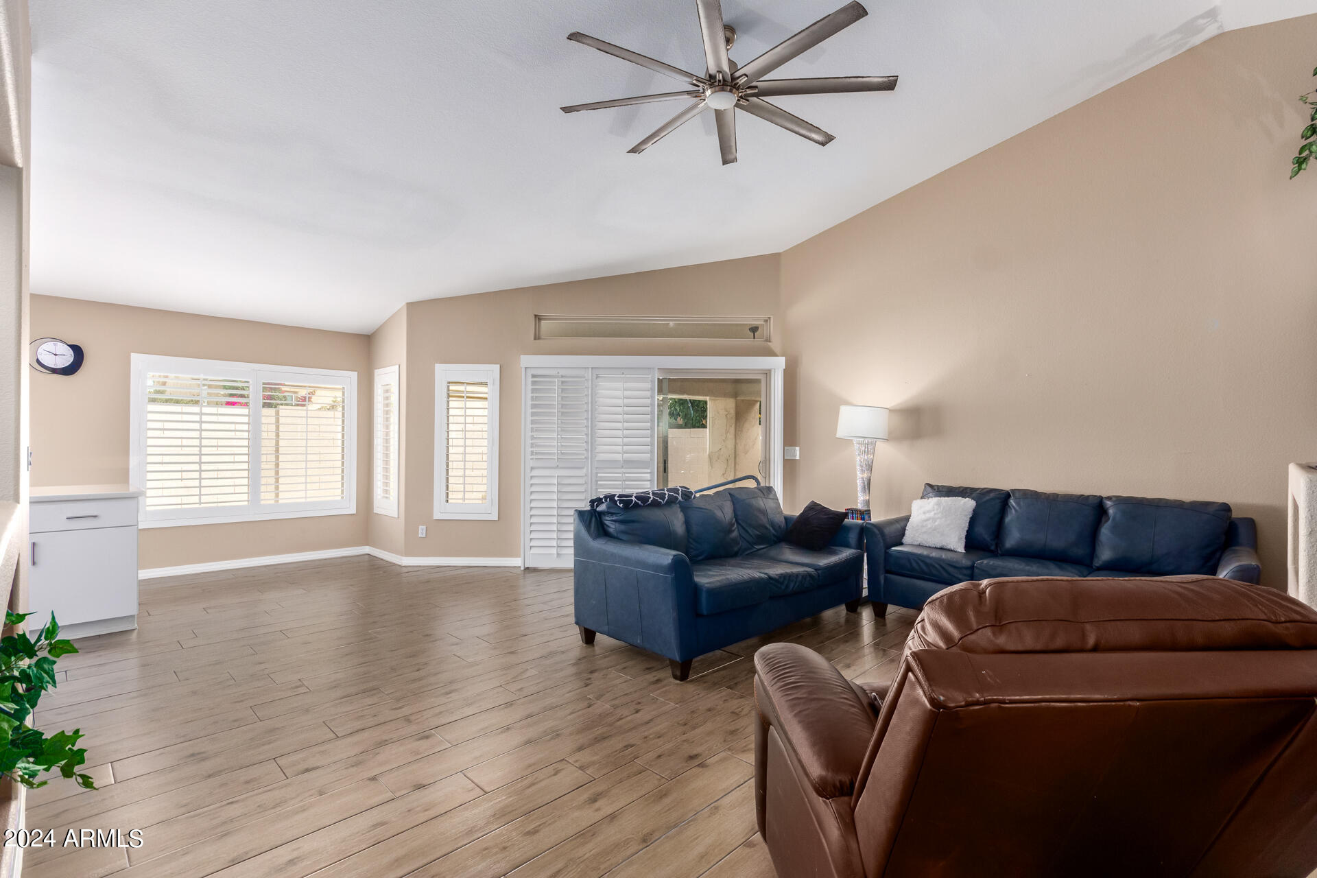 17455 North Raindance Road Surprise, AZ 85374 - Photo 9 of 43 09 - Raindance