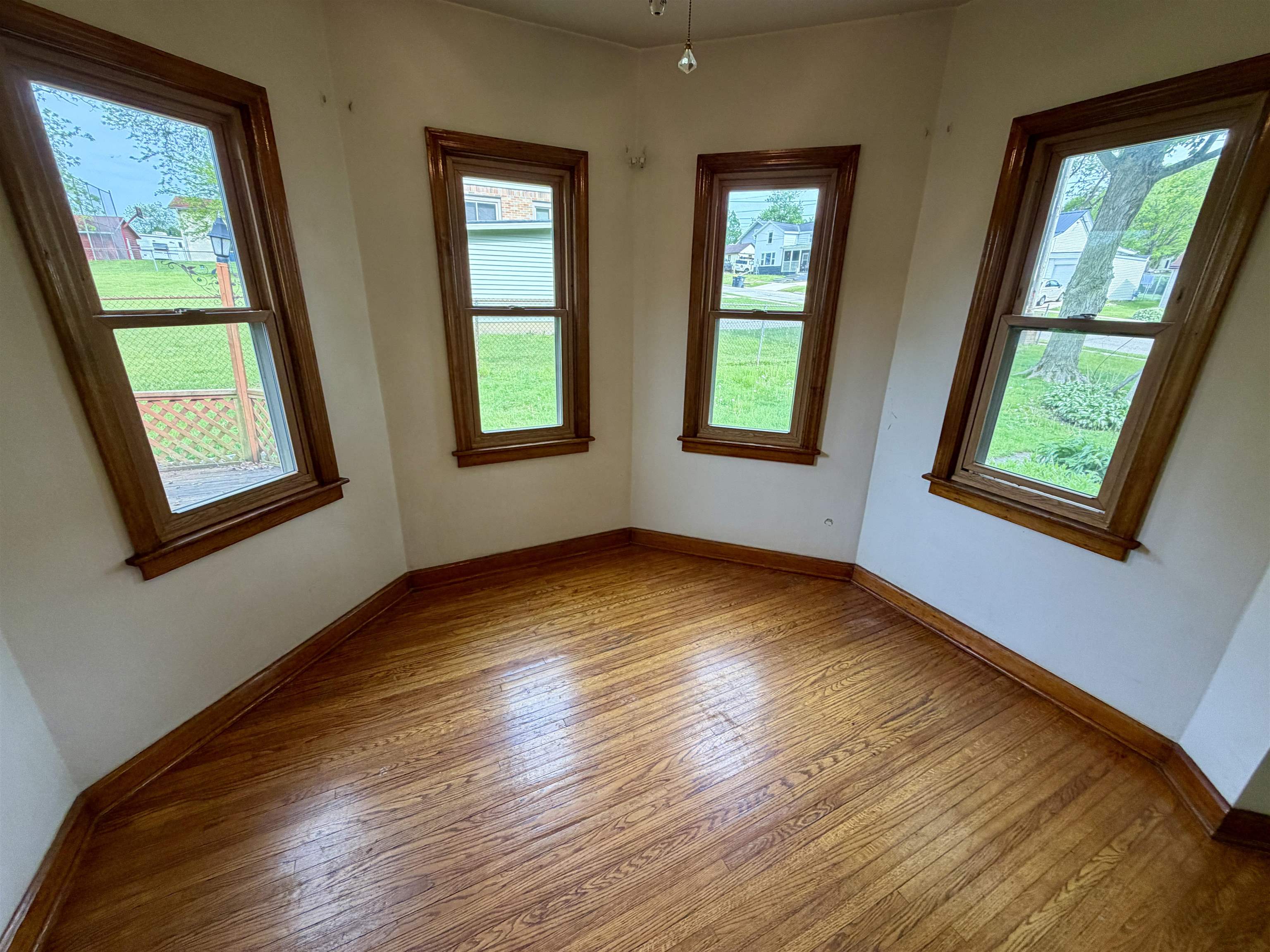 820 9th Avenue Monroe, WI 53566 - Photo 18 of 33
