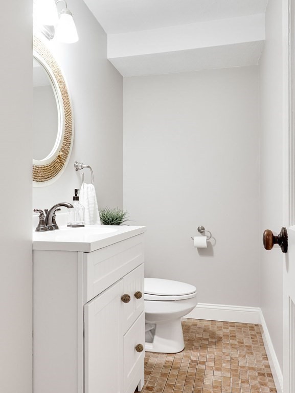 13 Barnesdale Road Natick, MA 01760 - Photo 13 of 41 Gallery Image 13
