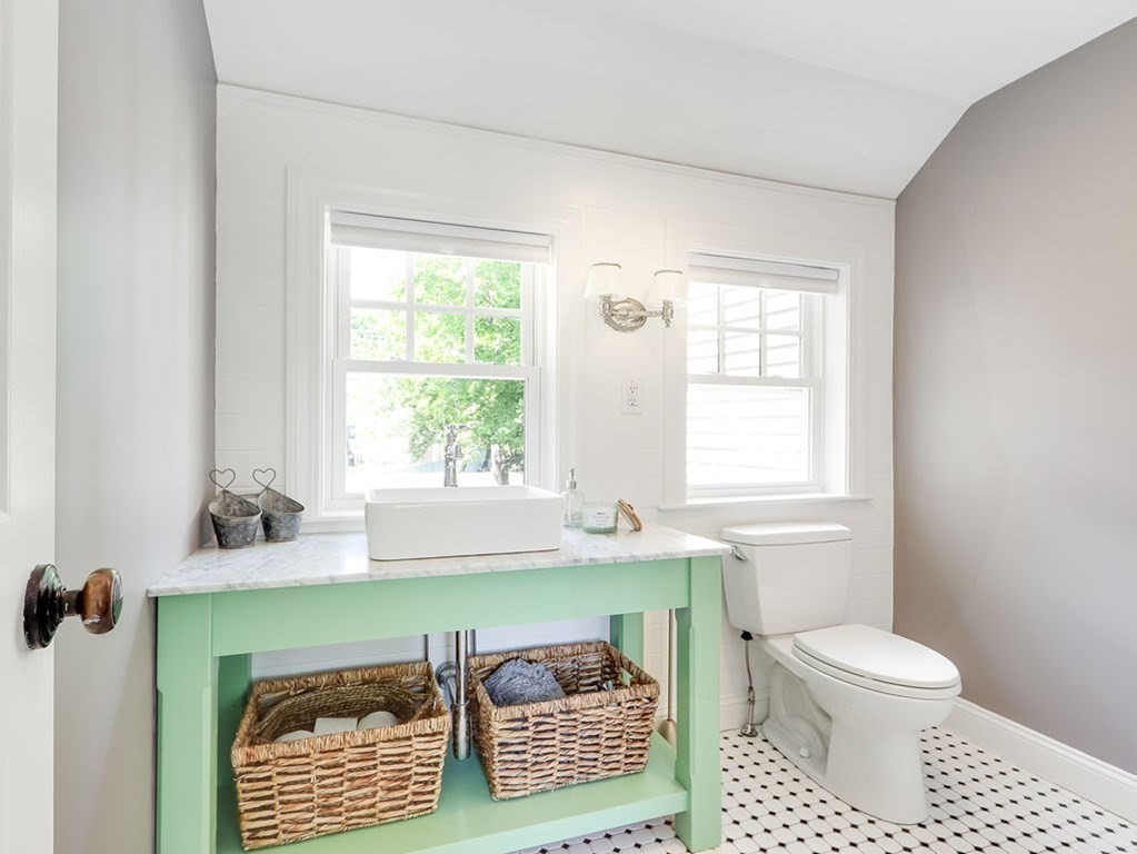 13 Barnesdale Road Natick, MA 01760 - Photo 16 of 41 Gallery Image 16