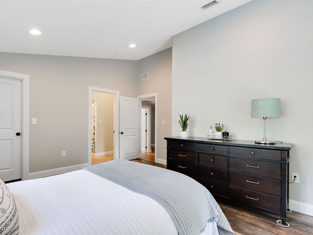 13 Barnesdale Road Natick, MA 01760 - Photo 21 of 41 Gallery Image 21