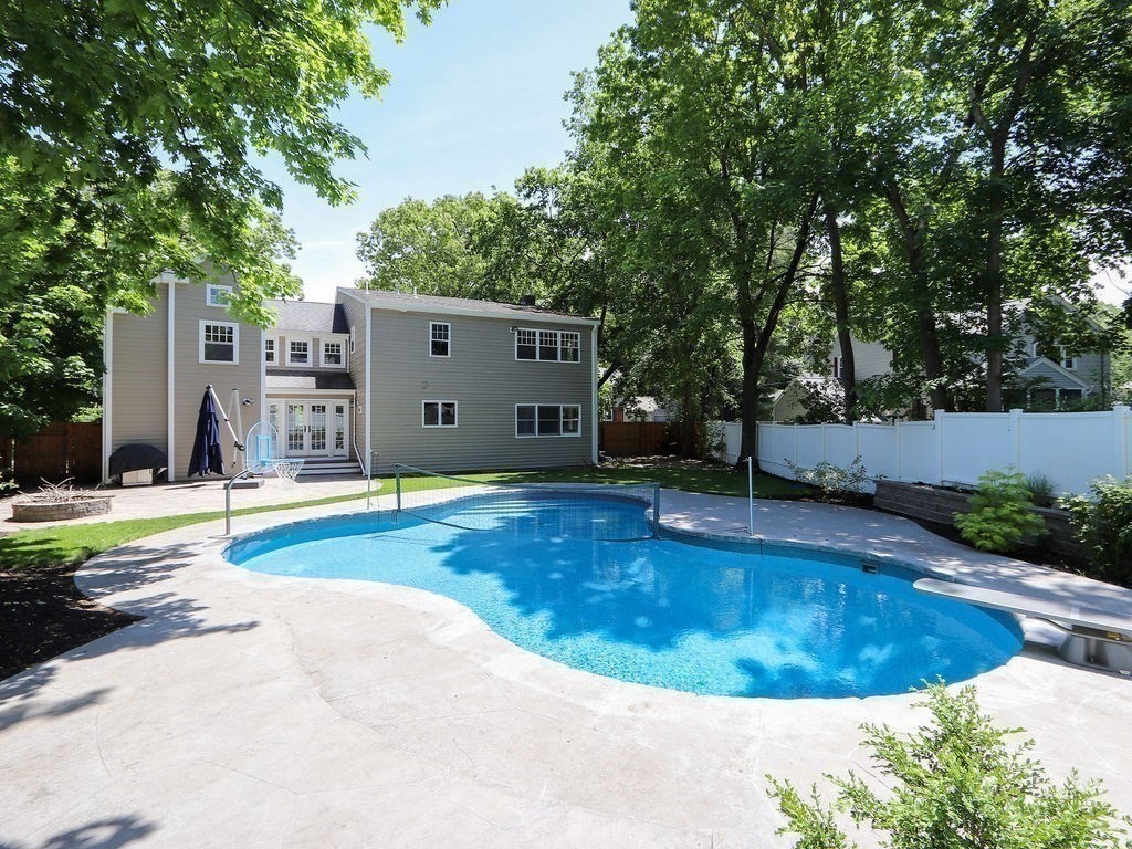 13 Barnesdale Road Natick, MA 01760 - Photo 33 of 41 Gallery Image 33
