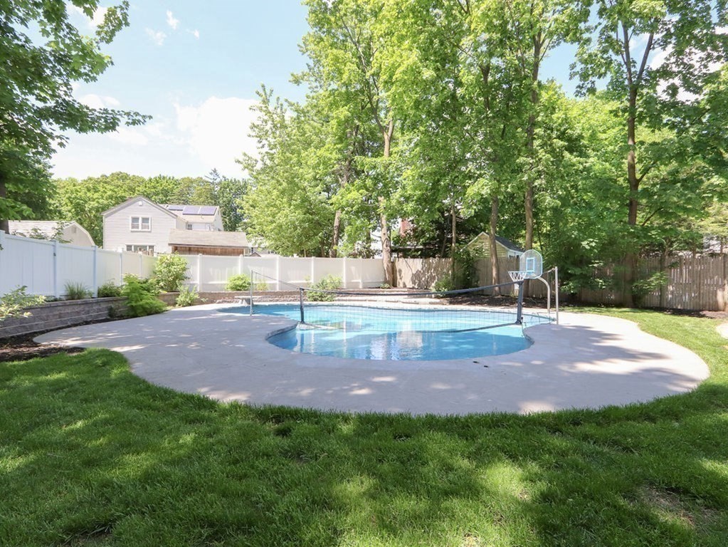 13 Barnesdale Road Natick, MA 01760 - Photo 39 of 41 Gallery Image 39