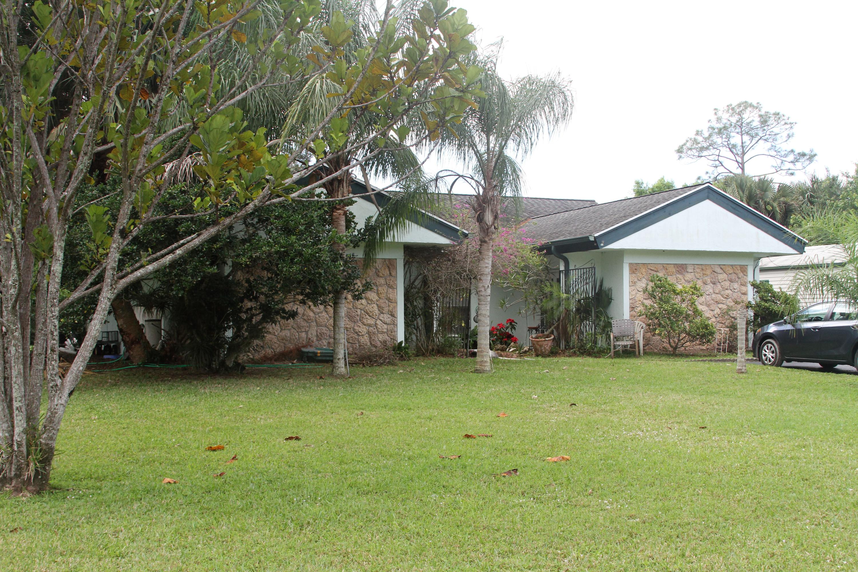 9561 154th Road North Jupiter, FL 33478 - Photo 1 of 15 IMG_5604 (2)