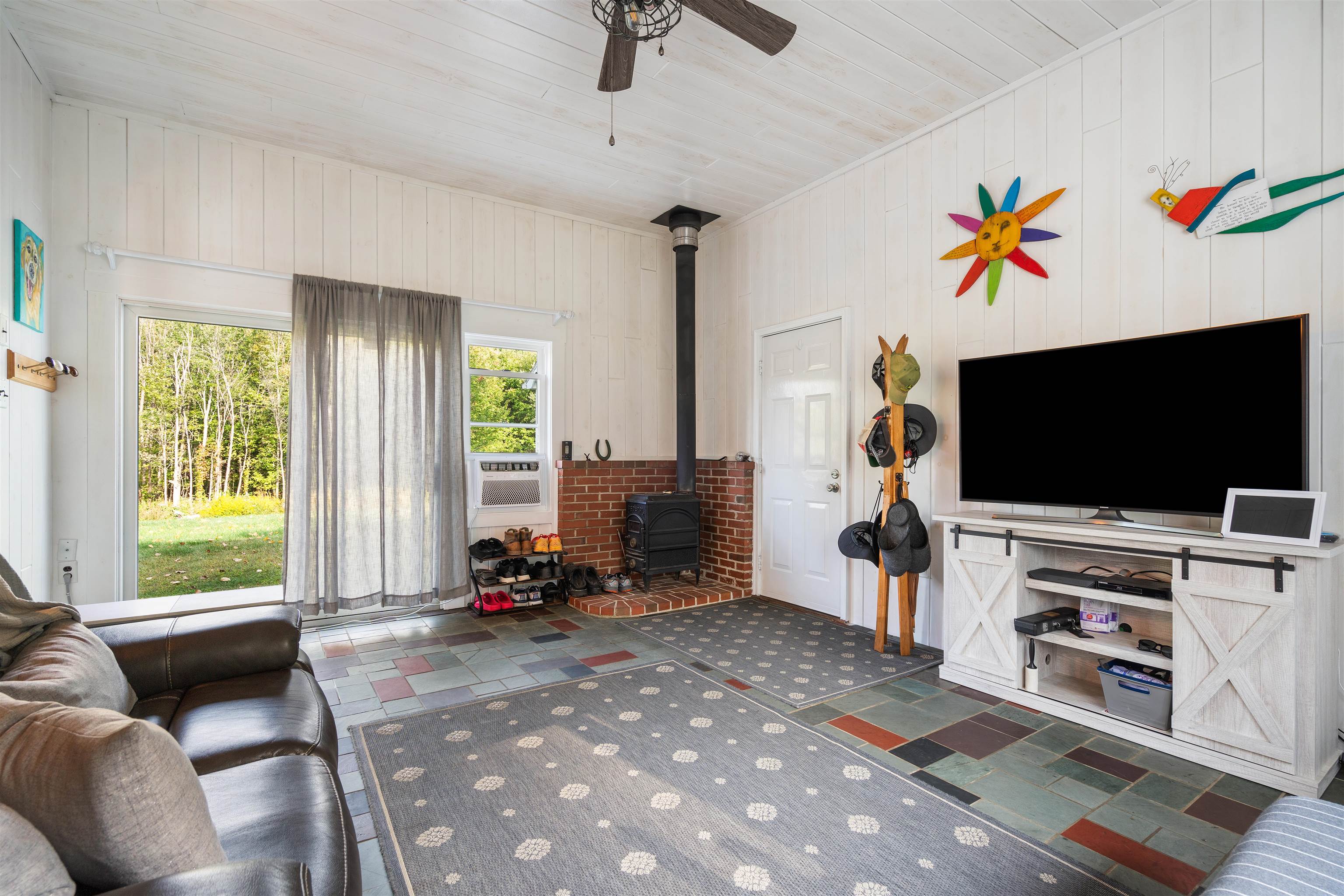 27 Plumer Road Epping, NH 03042 - Photo 14 of 22