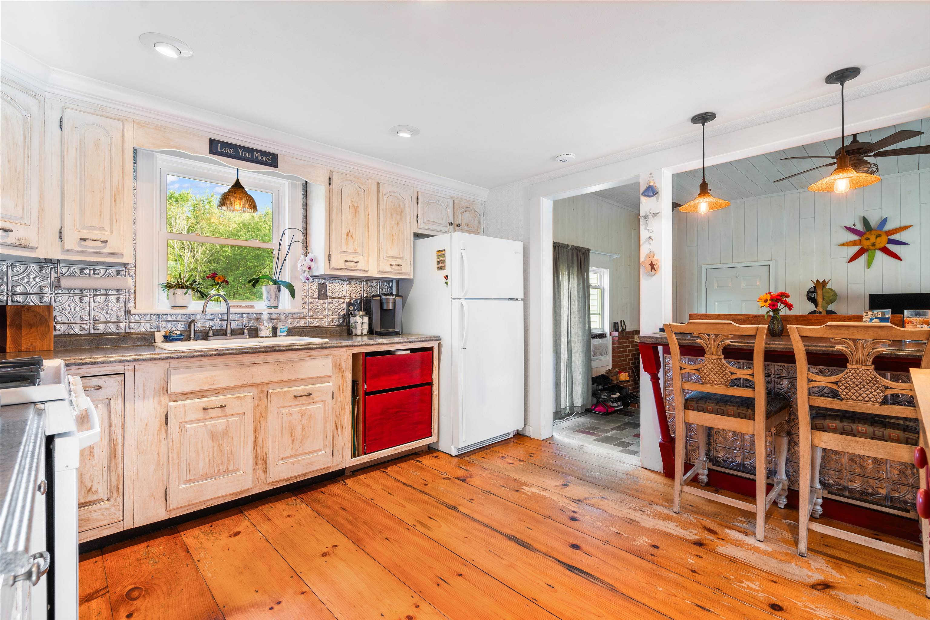 27 Plumer Road Epping, NH 03042 - Photo 6 of 22