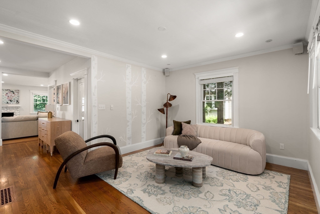 19 Mayo Avenue Needham, MA 02492 - Photo 7 of 39