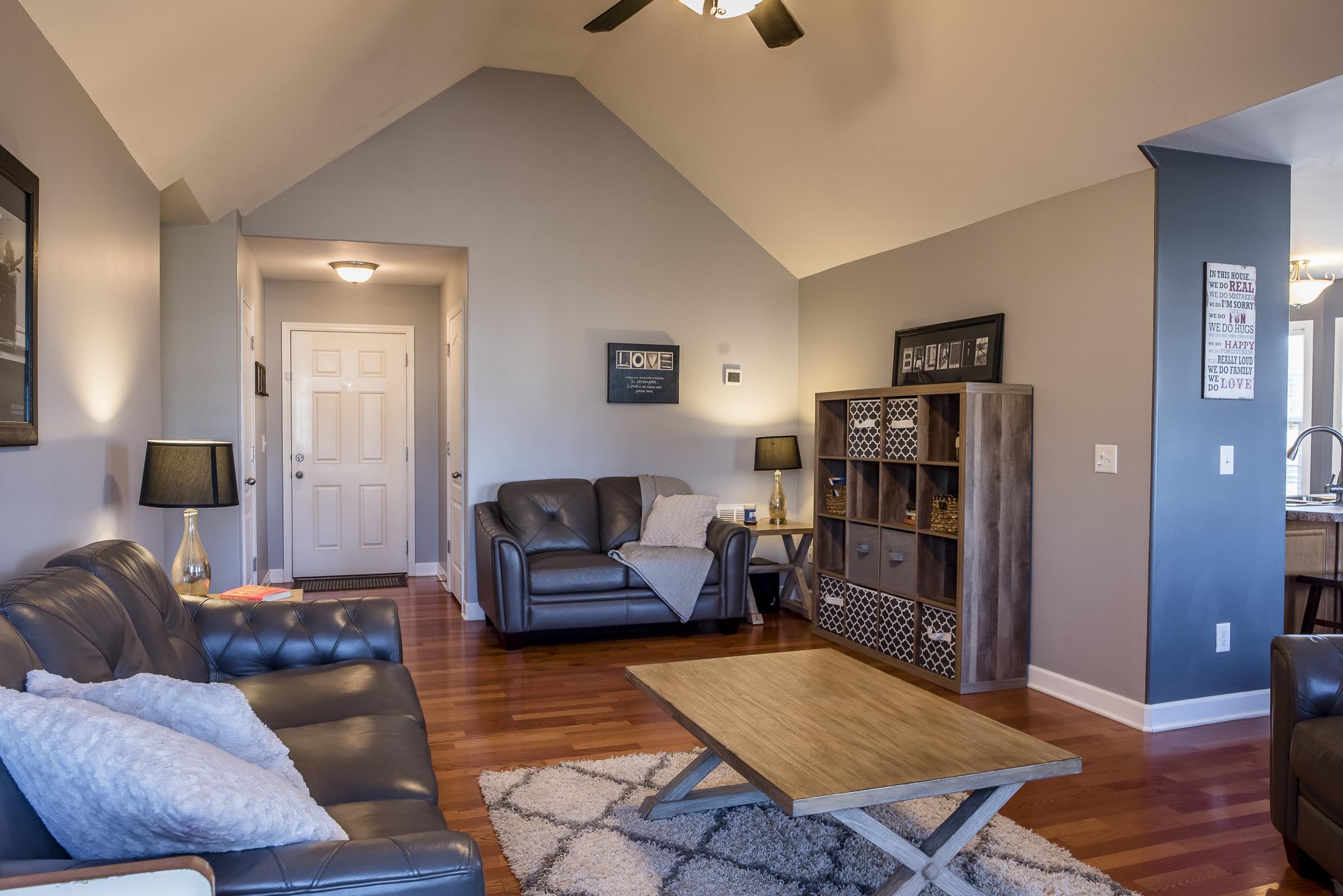 3983 Kristen Street Spring Hill, TN 37174 - Photo 4 of 18 Gallery Image 4