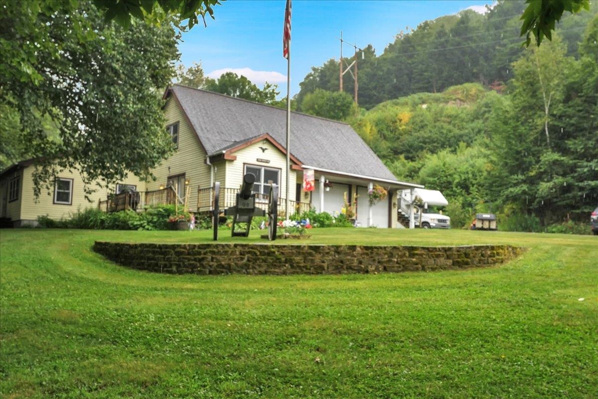 1300 River Road Moretown, VT 05602 - Photo 4 of 46 Gallery Image 4