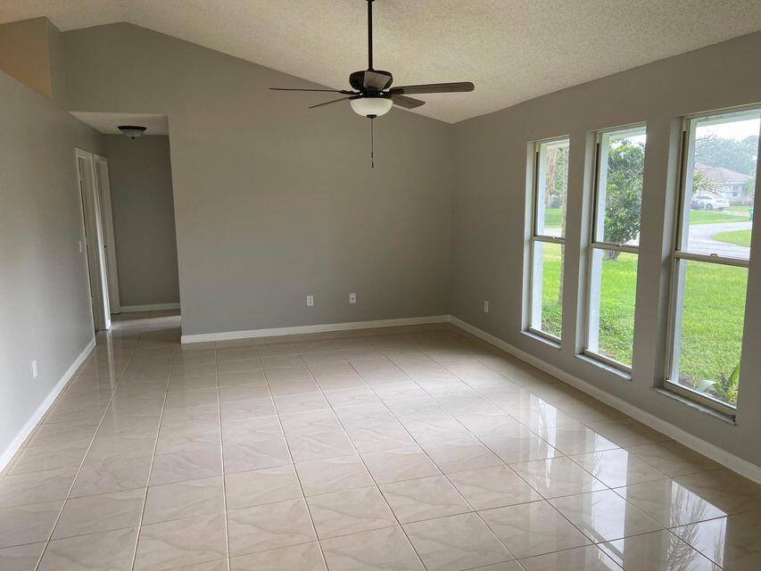 1450 Southwest Gilroy Road Port St. Lucie, FL 34953 - Photo 8 of 17 20210918045826443464000000-o