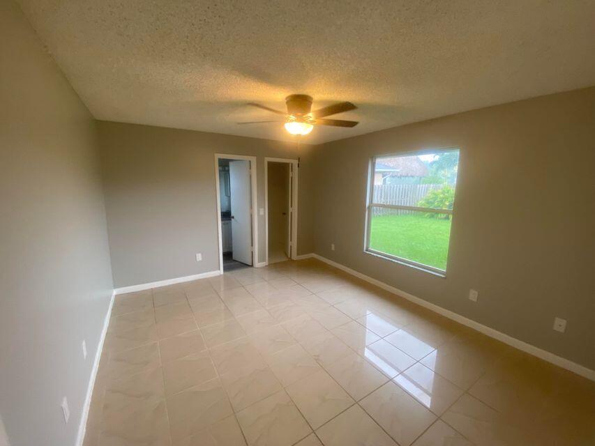 1450 Southwest Gilroy Road Port St. Lucie, FL 34953 - Photo 9 of 17 20210918045814589145000000-o