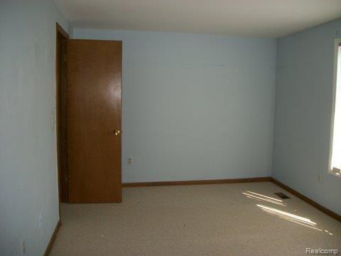 15872 Nathan Drive Macomb, MI 48044 - Photo 8 of 16 BED 2