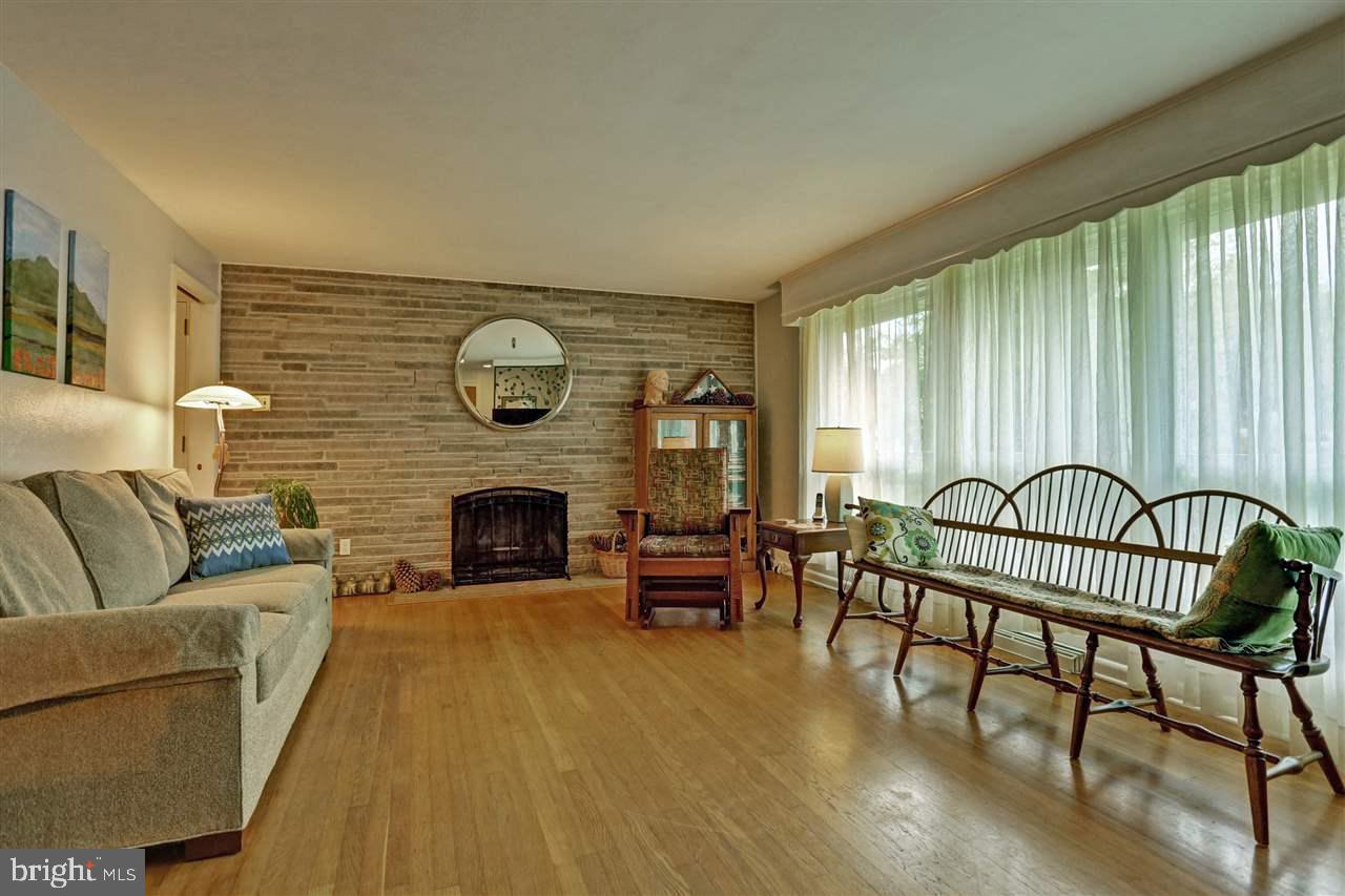 570 Devon Road Camp Hill, PA 17011 - Photo 11 of 25 Gallery Image 11