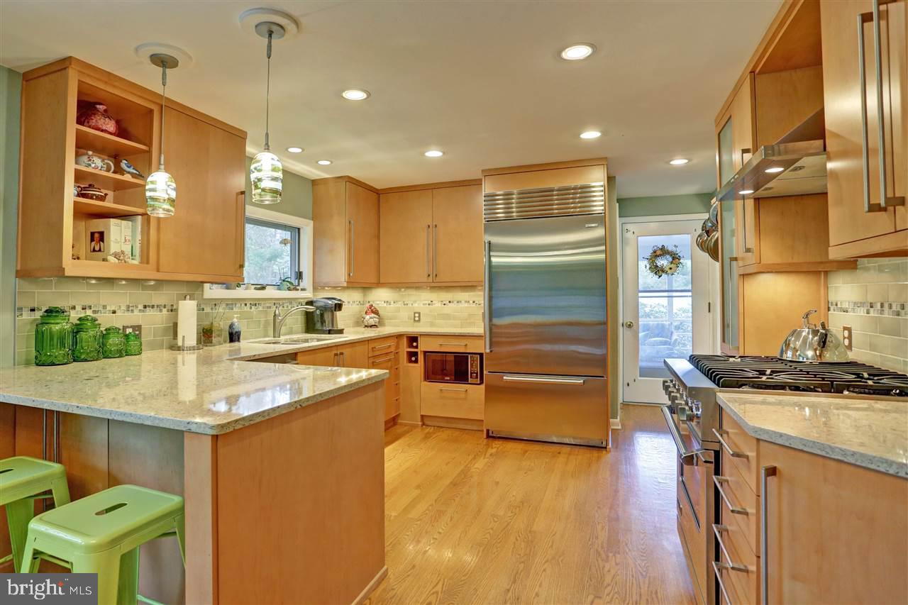 570 Devon Road Camp Hill, PA 17011 - Photo 5 of 25 Gallery Image 5