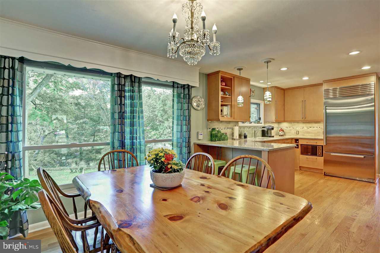 570 Devon Road Camp Hill, PA 17011 - Photo 8 of 25 Gallery Image 8
