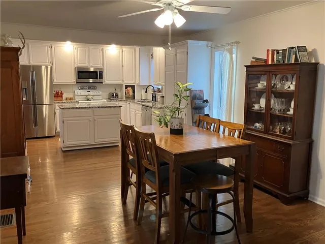 $310,000 | 13407 Bennington Avenue, Grandview, MO 64030