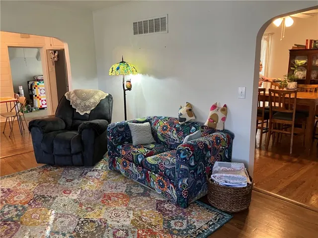 $310,000 | 13407 Bennington Avenue, Grandview, MO 64030