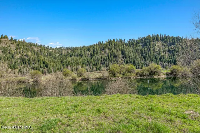 $200,000 | 19 Horn Hooked Ln Street, St. Maries, ID 83861