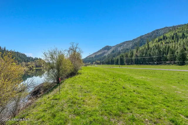 $200,000 | 19 Horn Hooked Ln Street, St. Maries, ID 83861