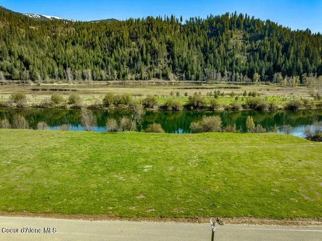 $200,000 | 19 Horn Hooked Ln Street, St. Maries, ID 83861