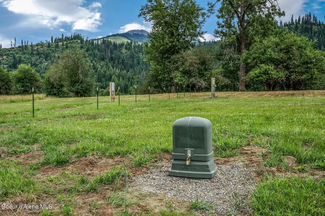 $200,000 | 19 Horn Hooked Ln Street, St. Maries, ID 83861