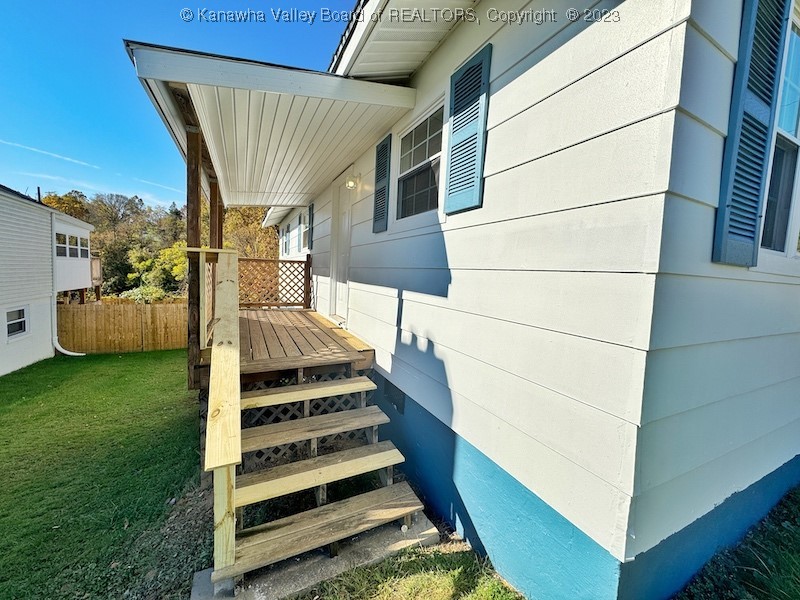 109 Chestnut Street Dunbar, WV 25064 - Photo 3 of 16 Gallery Image 3