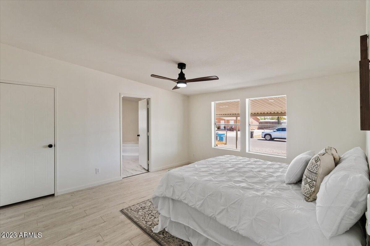 2902 East Escuda Road Phoenix, AZ 85050 - Photo 15 of 31 19-IMG_8096