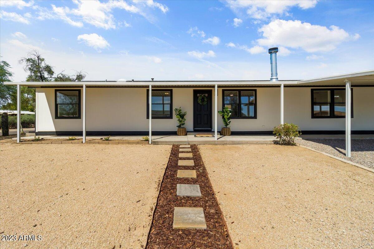 2902 East Escuda Road Phoenix, AZ 85050 - Photo 4 of 31 06-IMG_8042