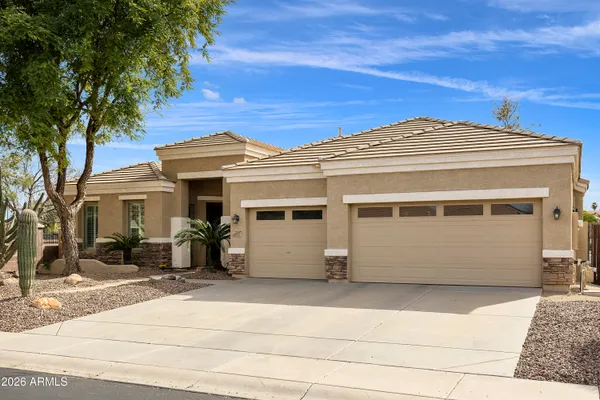 $725,000 | 2997 East Parkview Drive, Gilbert, AZ 85295