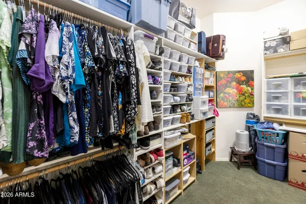 $725,000 | 2997 East Parkview Drive, Gilbert, AZ 85295