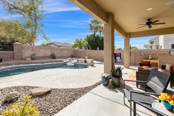 $725,000 | 2997 East Parkview Drive, Gilbert, AZ 85295