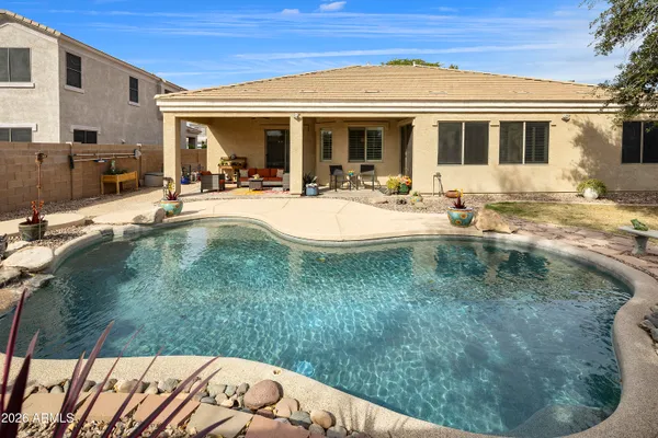 $725,000 | 2997 East Parkview Drive, Gilbert, AZ 85295