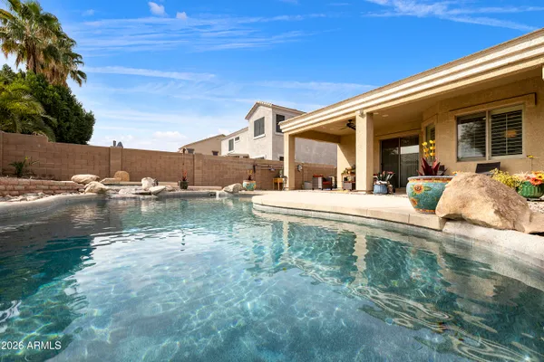 $725,000 | 2997 East Parkview Drive, Gilbert, AZ 85295