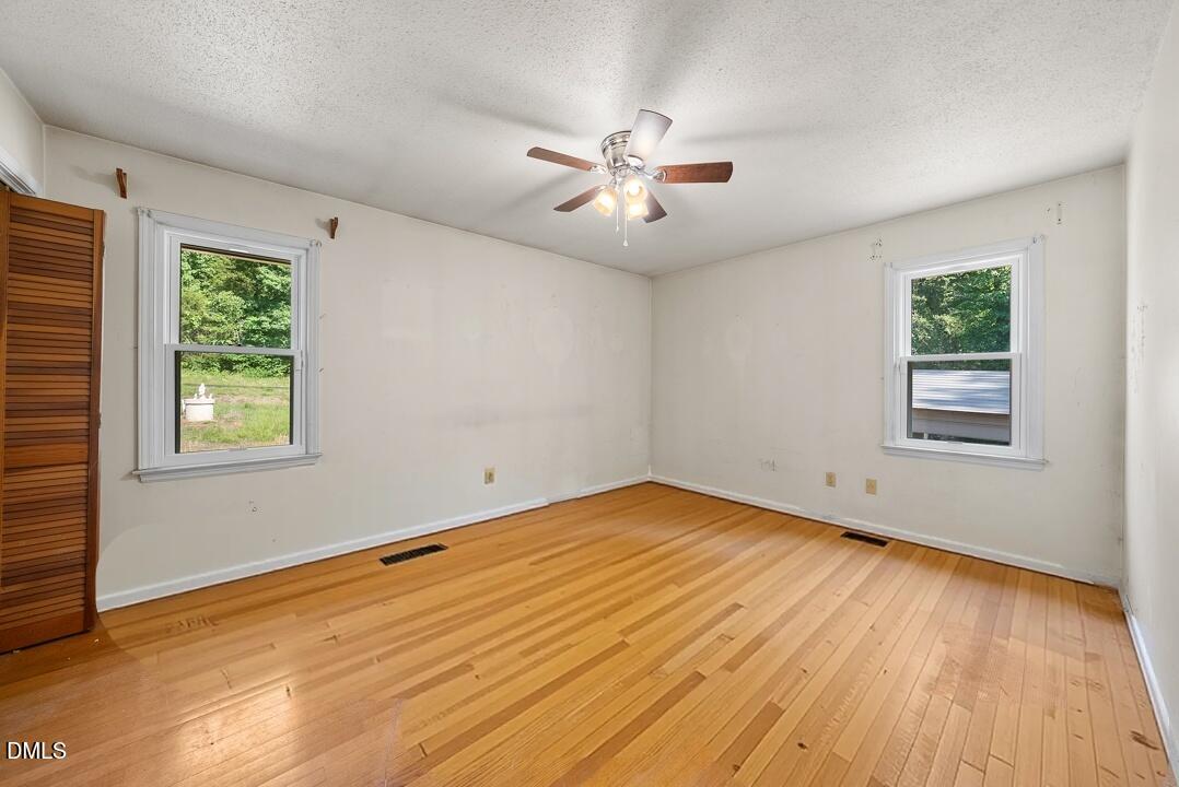 5414 Burton Chapel Road Mebane, NC 27302 - Photo 10 of 25 collov-ai_20260520083440_as2agp