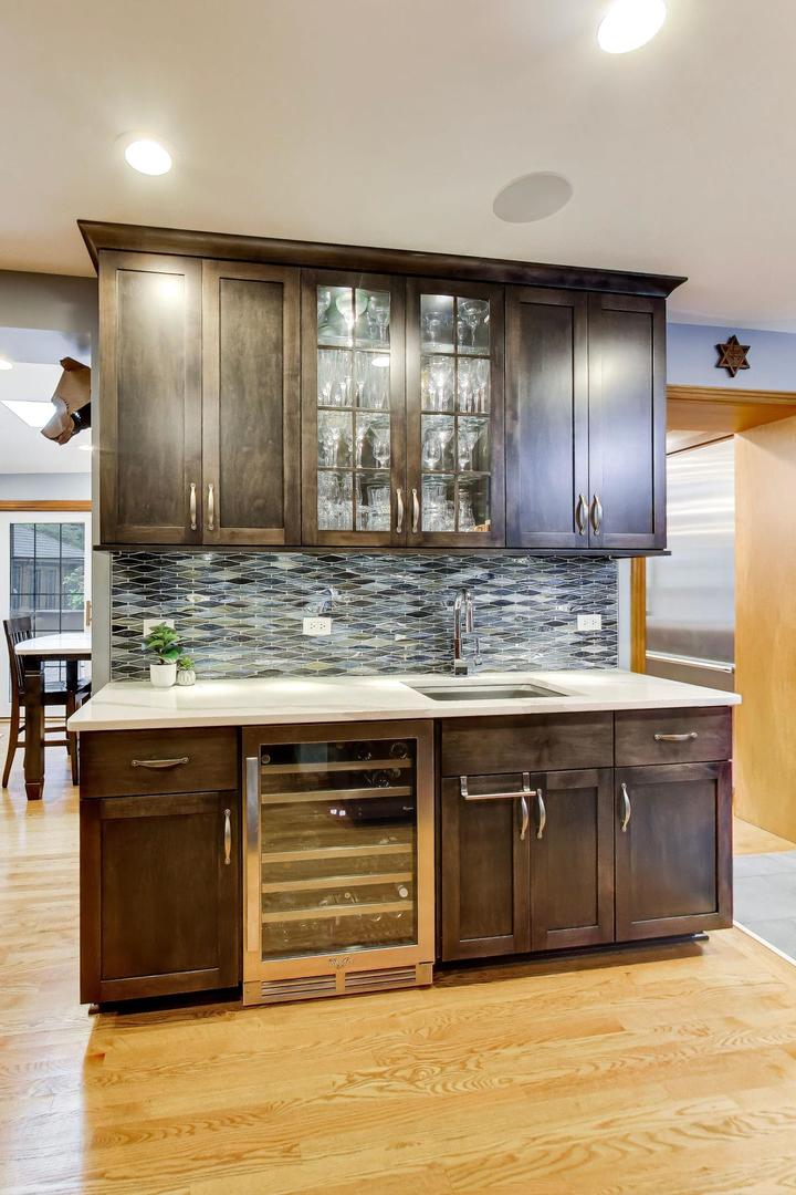220 Northwood Road Riverside, IL 60546 - Photo 16 of 79 Gallery Image 16
