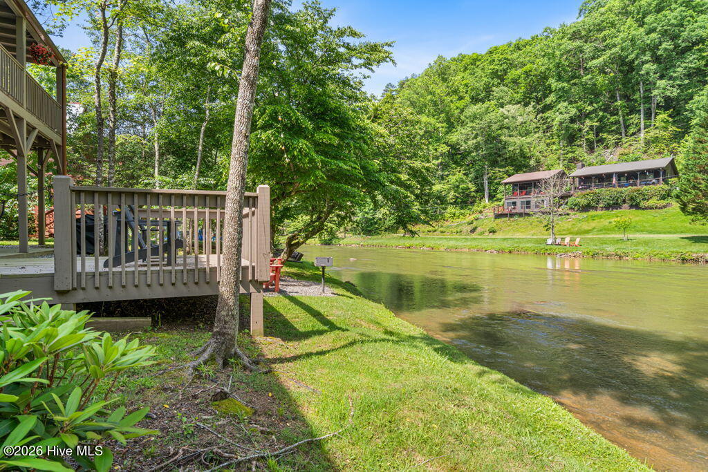 2197 Die Bend Road Murphy, NC 28906 - Photo 6 of 38 DB REAR GREAT SHOT OF DECK AND RIVER