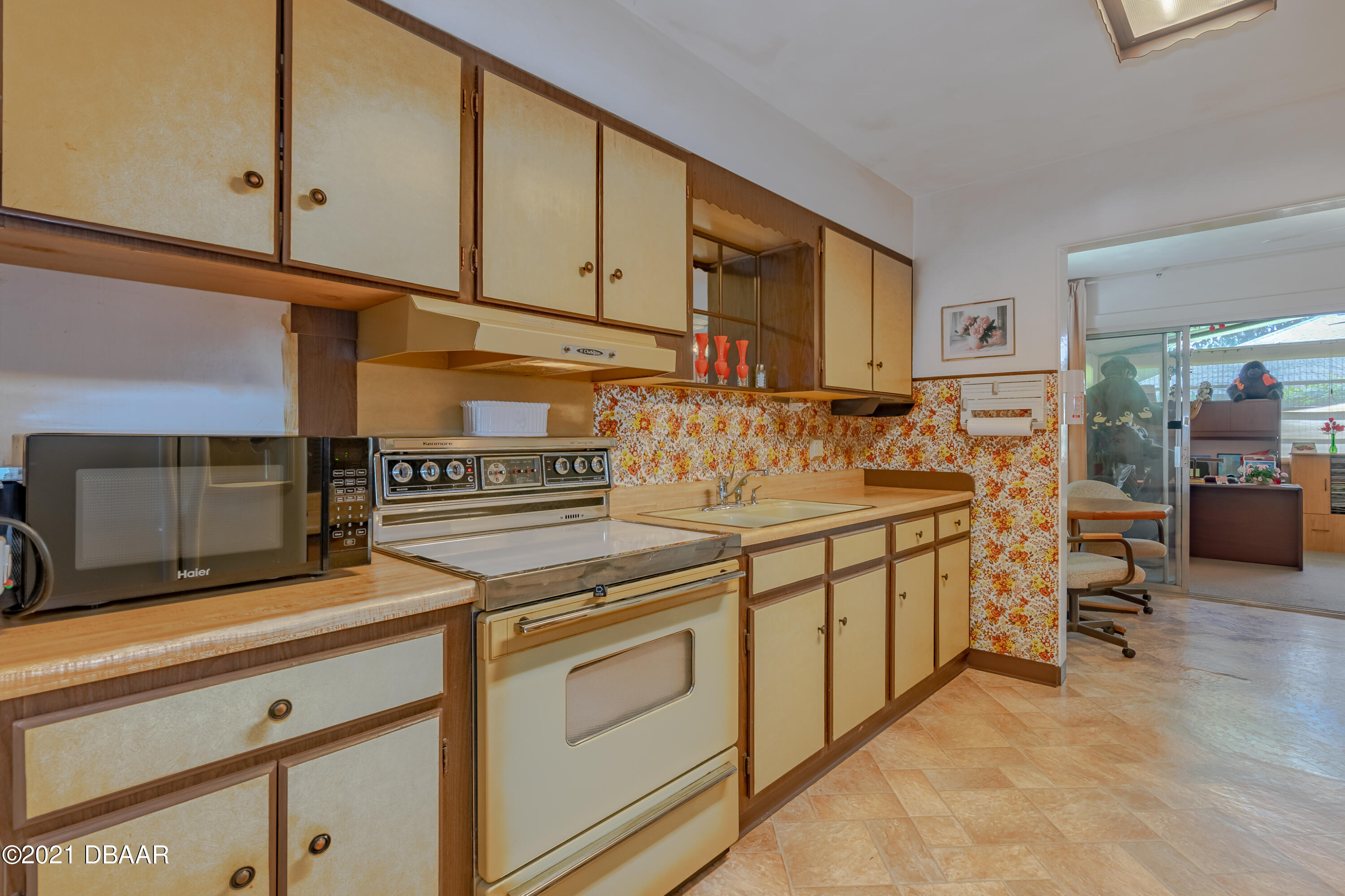 919 Longshadow Road South Daytona, FL 32119 - Photo 17 of 36 919 Longshadow-17