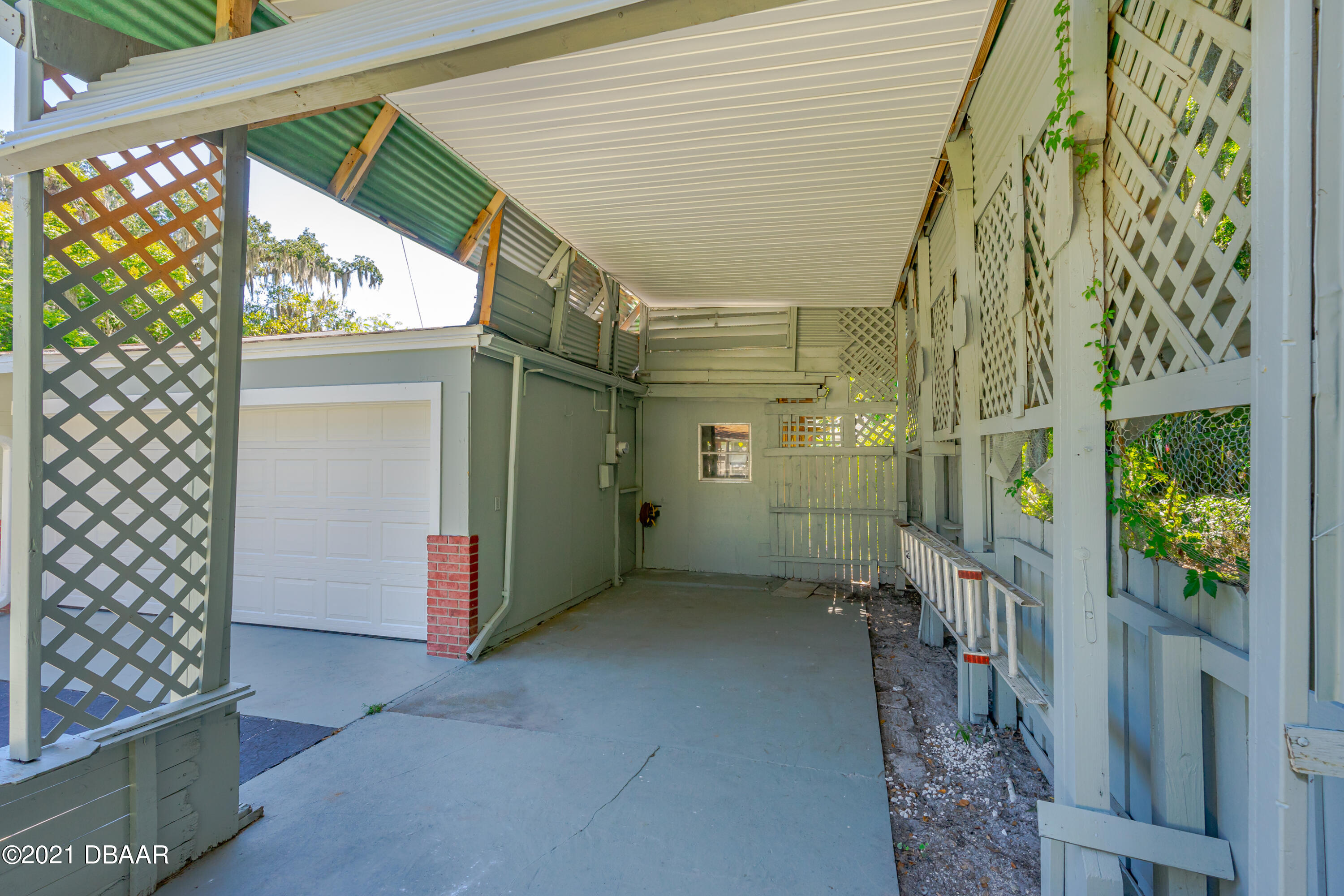 919 Longshadow Road South Daytona, FL 32119 - Photo 10 of 36 919 Longshadow-10
