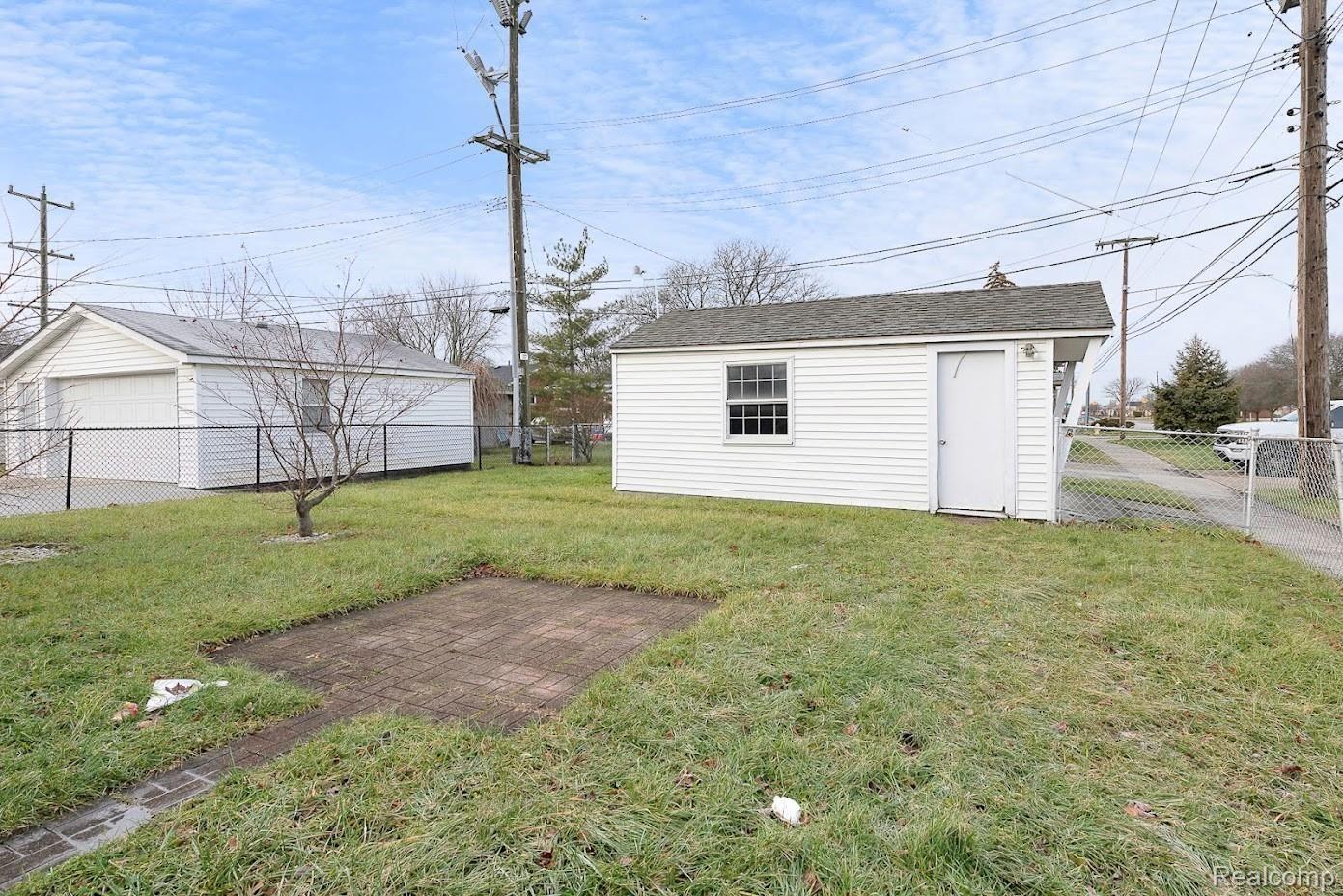 114 Shadowlawn Street Inkster, MI 48141 - Photo 3 of 35 3.jpg