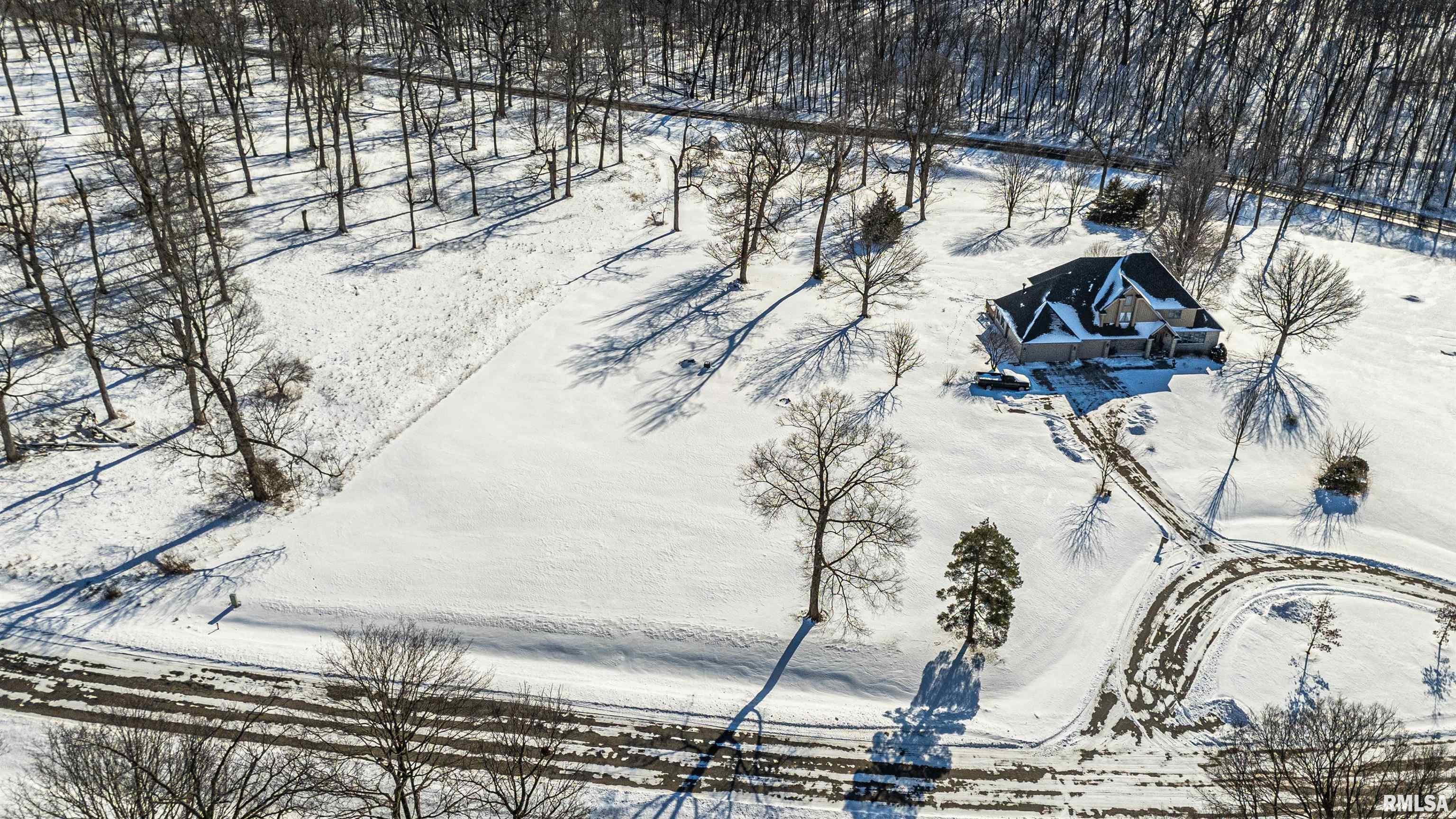 3 Governor's Drive Elkhart, IL 62634 - Photo 1 of 11