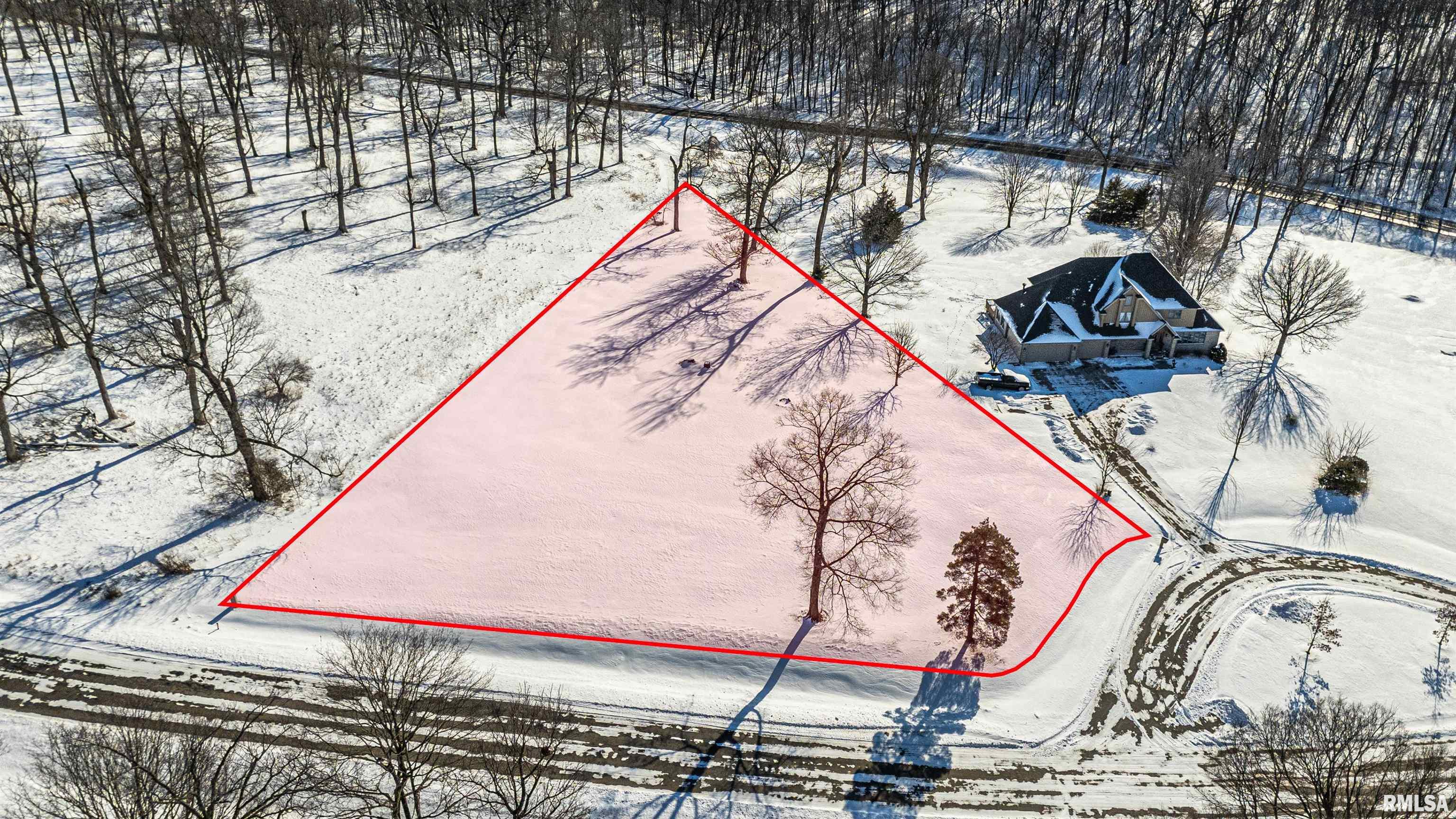 3 Governor's Drive Elkhart, IL 62634 - Photo 2 of 11