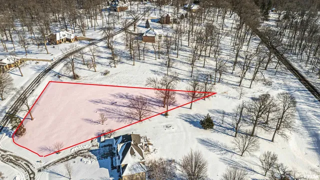 $29,900 | 3 Governor's Drive, Elkhart, IL 62634