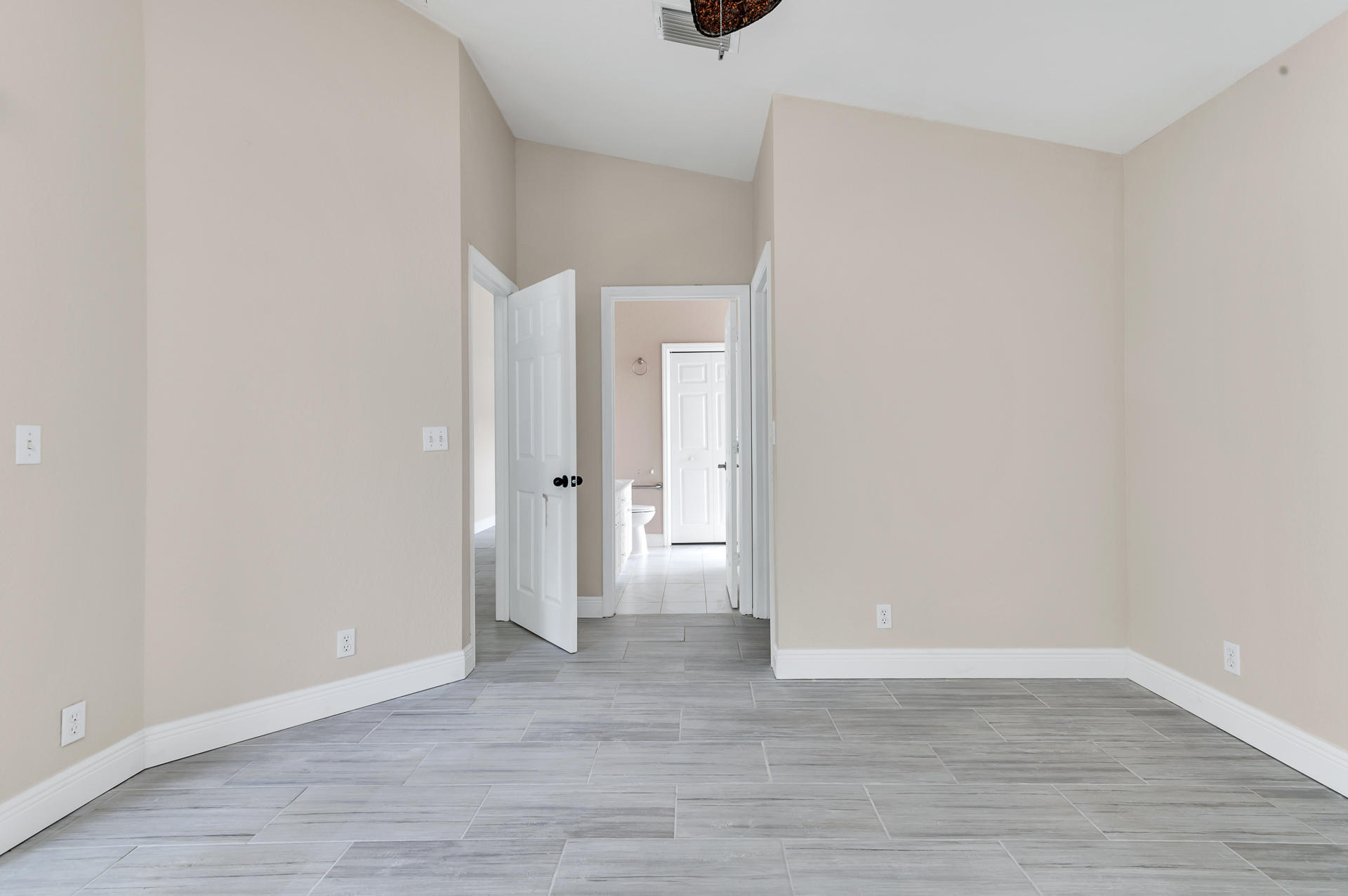 6916 3rd Street Jupiter, FL 33458 - Photo 9 of 15 photo-9